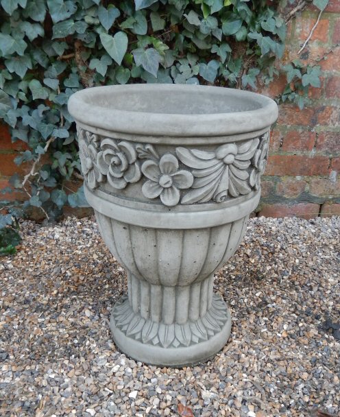 KUV39 Floral Vase